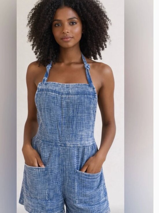 Zenana Outfitters Pants - NWOT Zenana Washed Blue Muslin Romper Women's size M